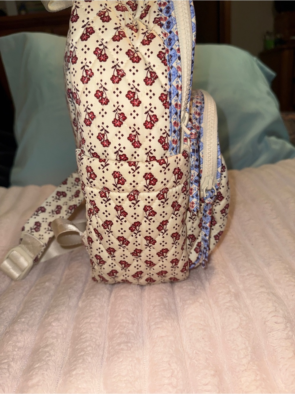 Vera Bradley Small Banbury Backpack in the Rachel Ditsy pattern, NWOT - Picture 4 of 9